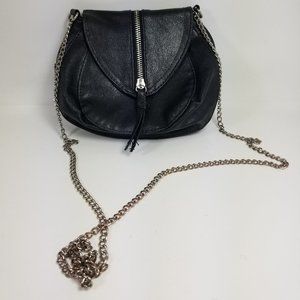 Material Gril zip detail cross body chain purse